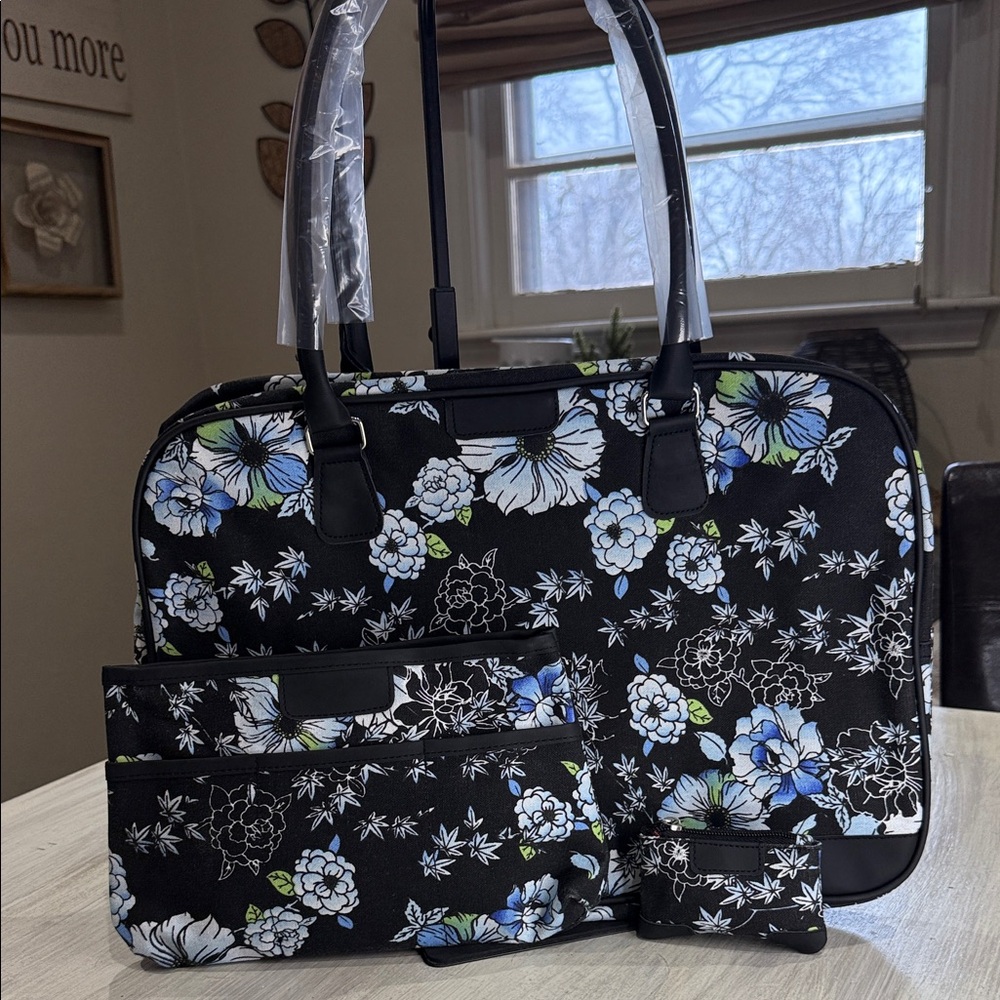 Elegant Floral Black Travel Bag Set